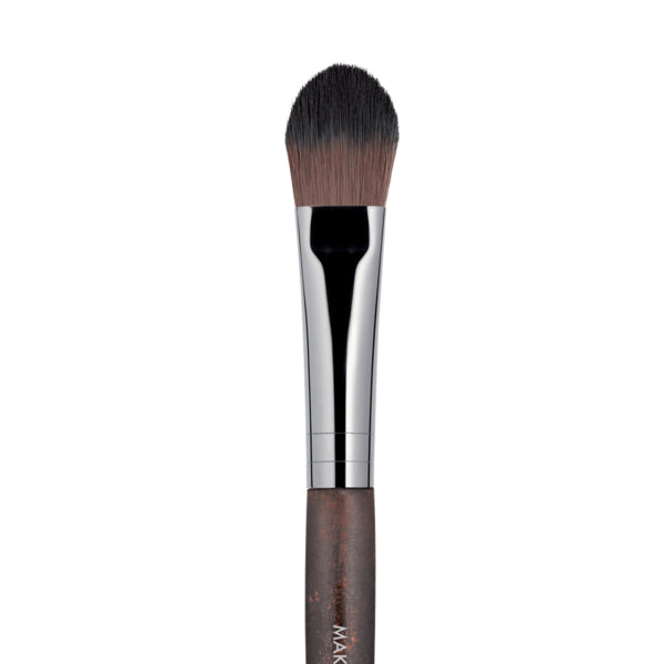 Highlighter Brush - Small - 140 - Face Brush – MAKE UP FOR EVER